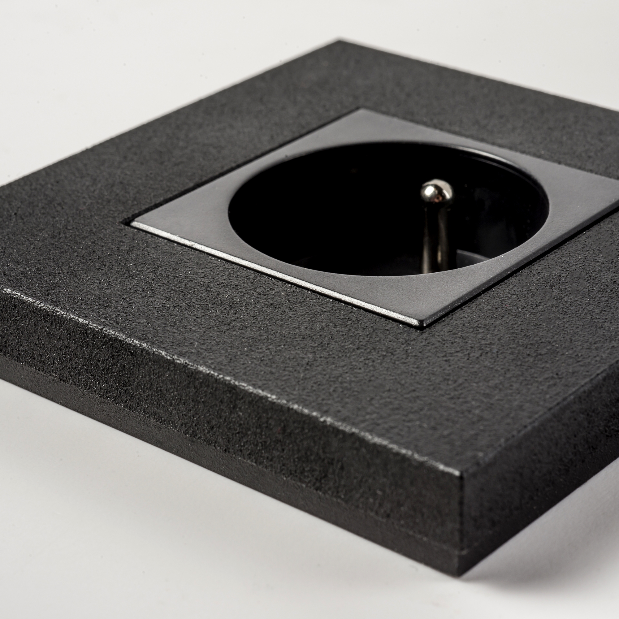 Aesteem MG Textured Black