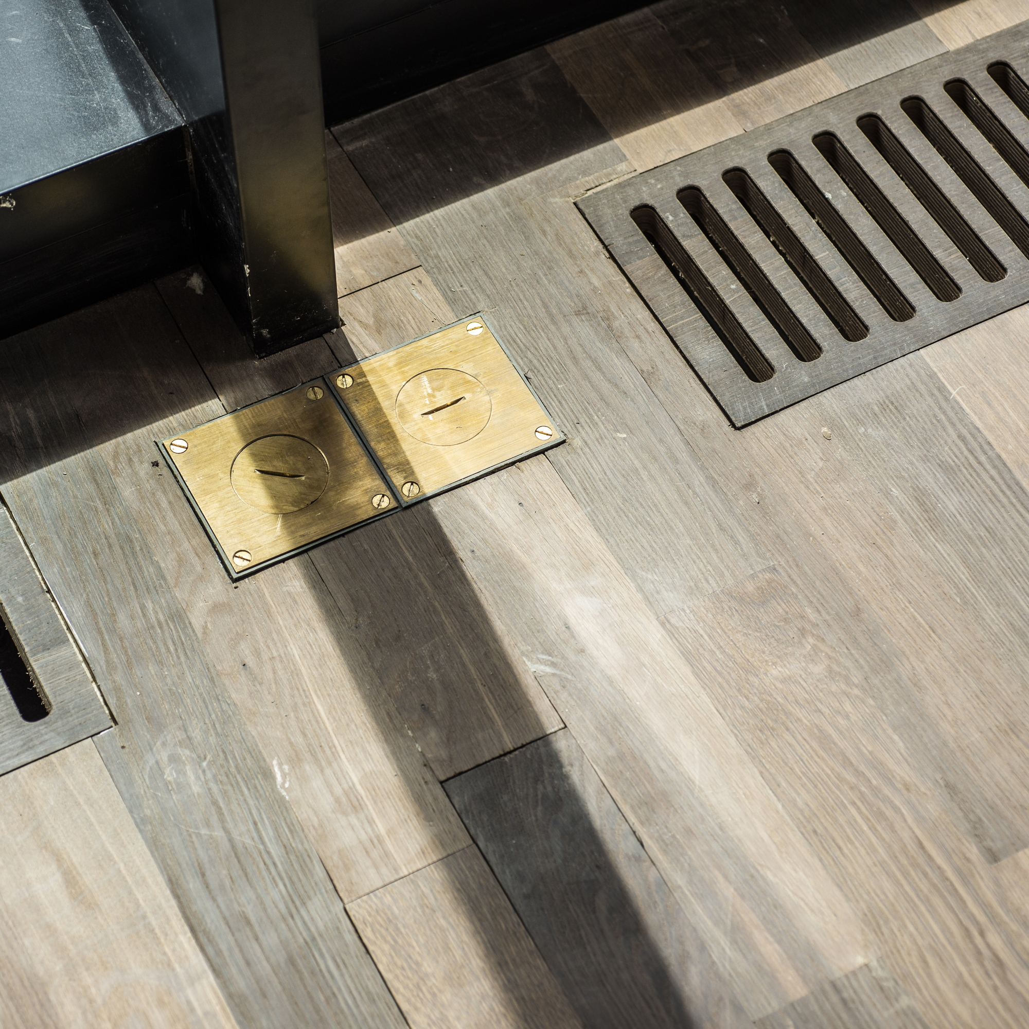 Restaurant Njord ARPI IP64 Brushed Brass