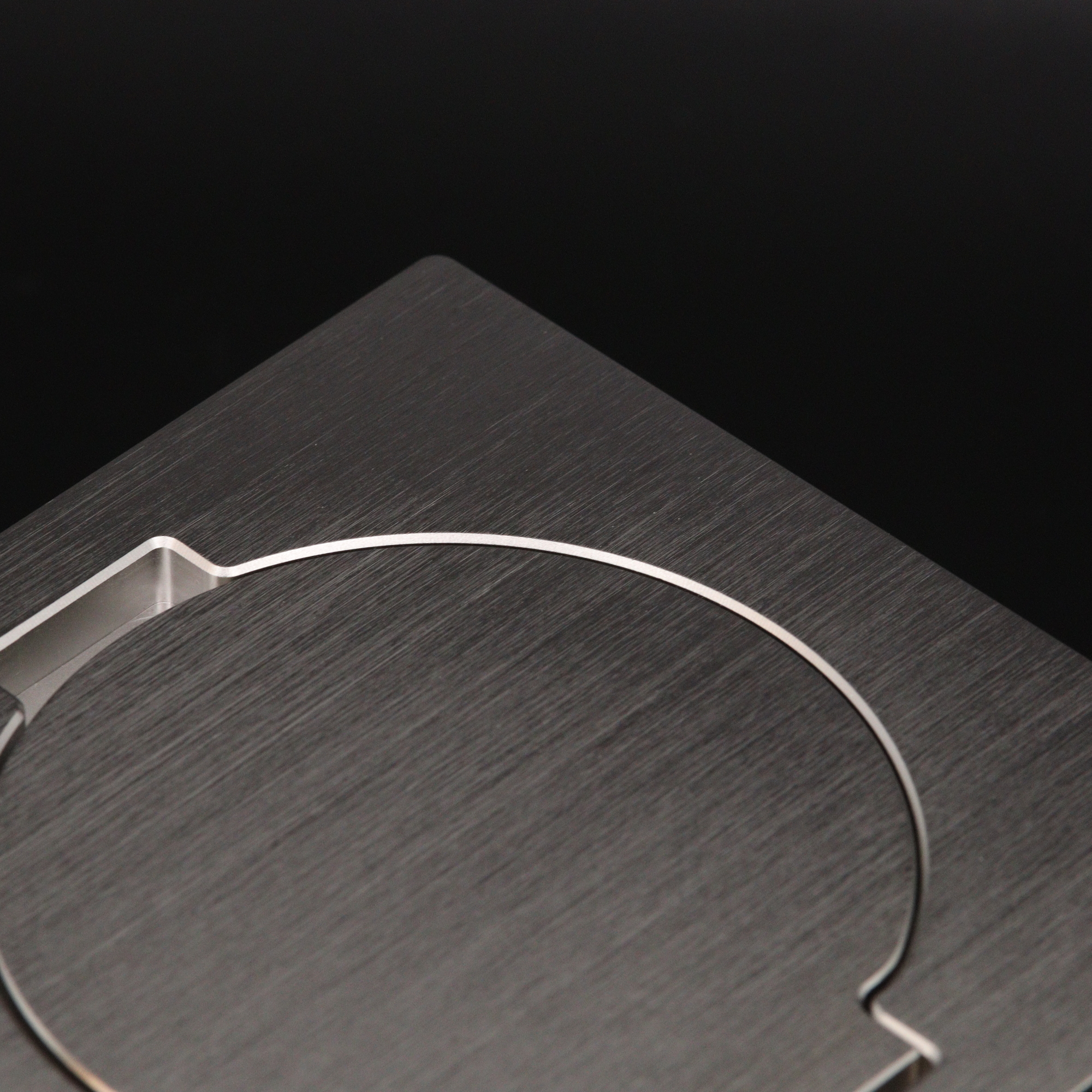 ARPI TAIL Brushed Stainless Steel Beach
