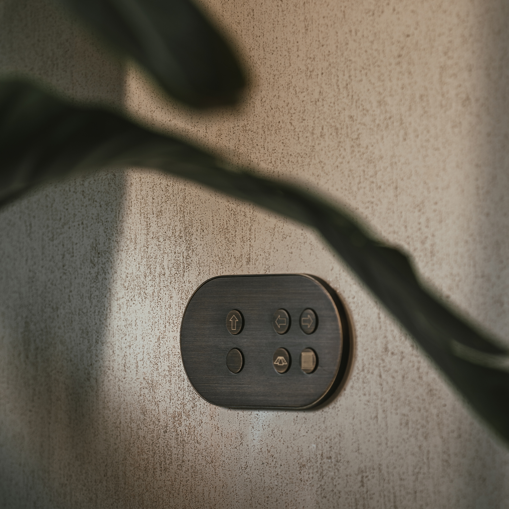 Project Meigem Circum Select Bronze Antique