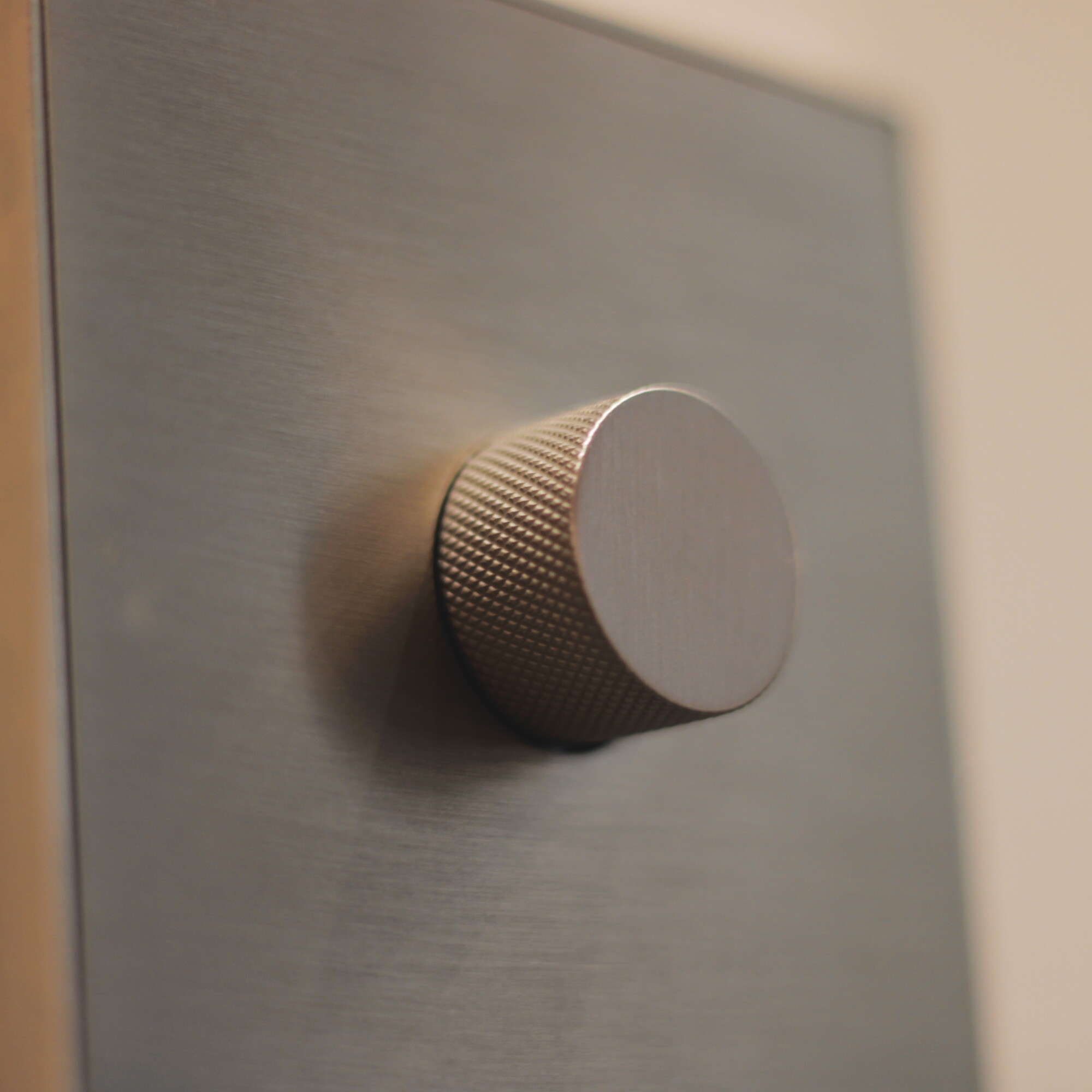 Dimmer Mini Knurl Nickel