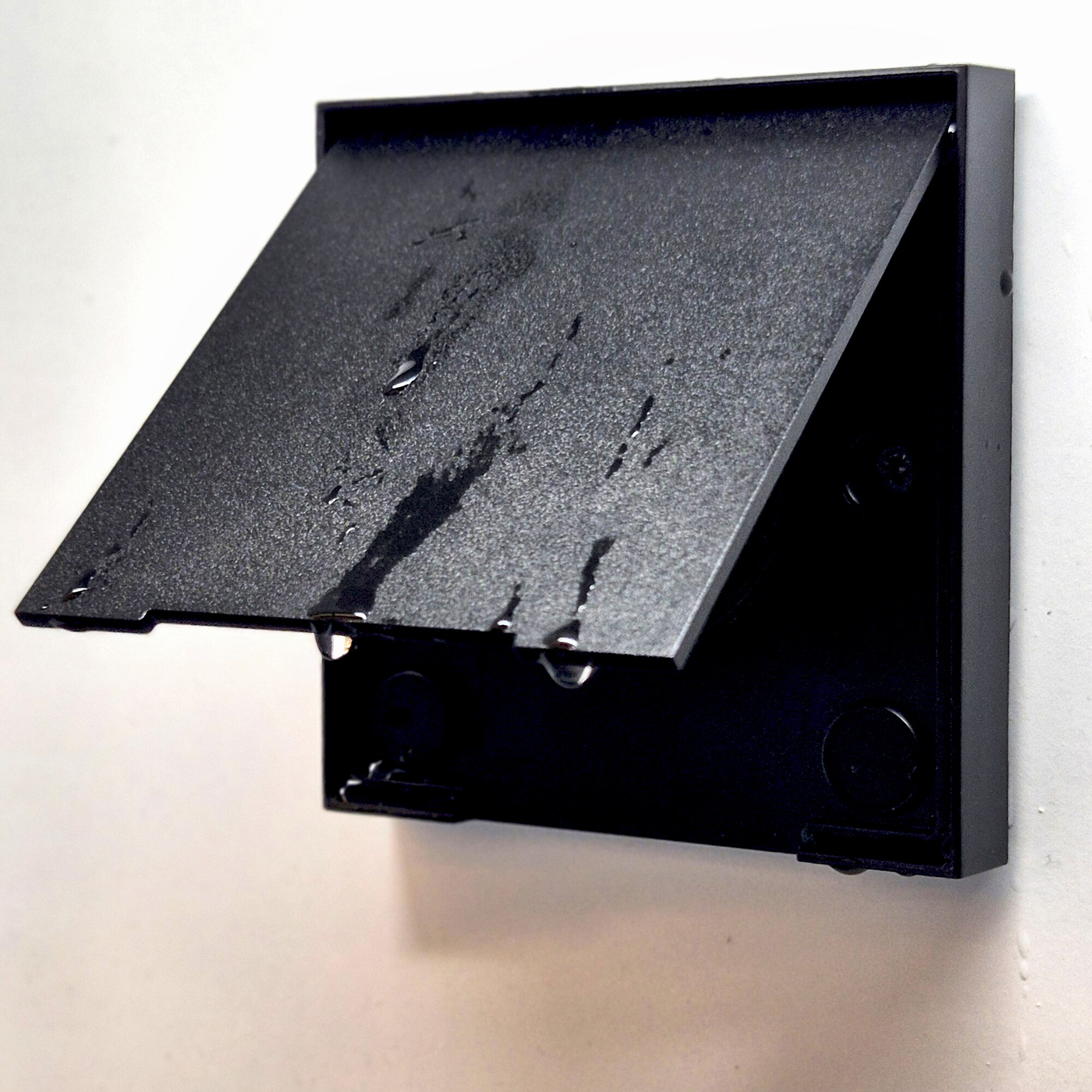 Void Outdoor Socket