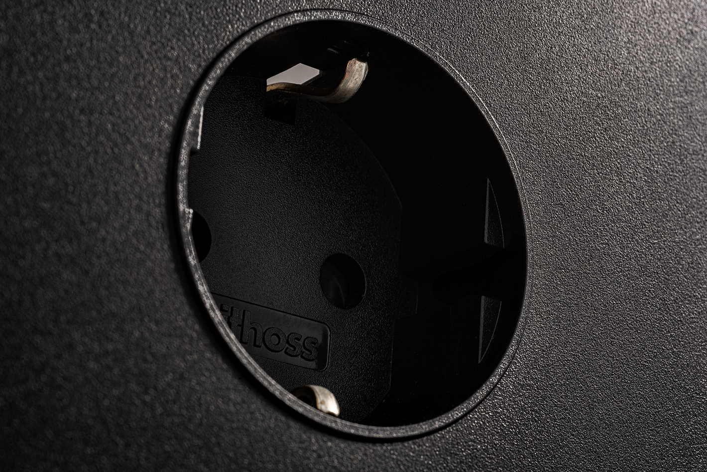 Detail Opera Void Round NXT Textured Black