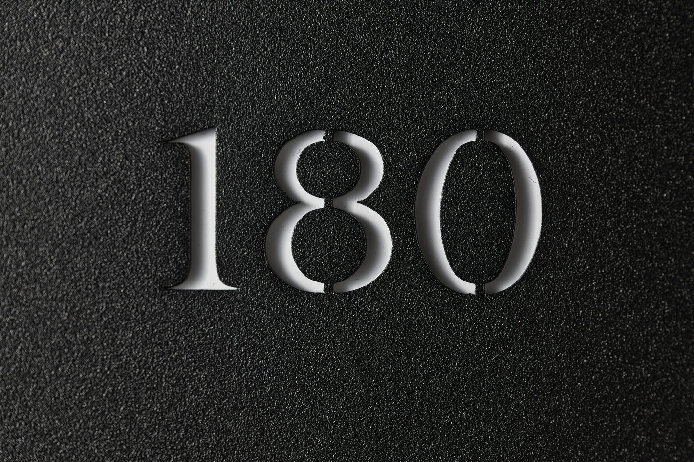 RN 180 Textured Black