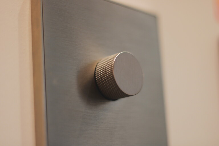 Dimmer Mini Knurl Nickel
